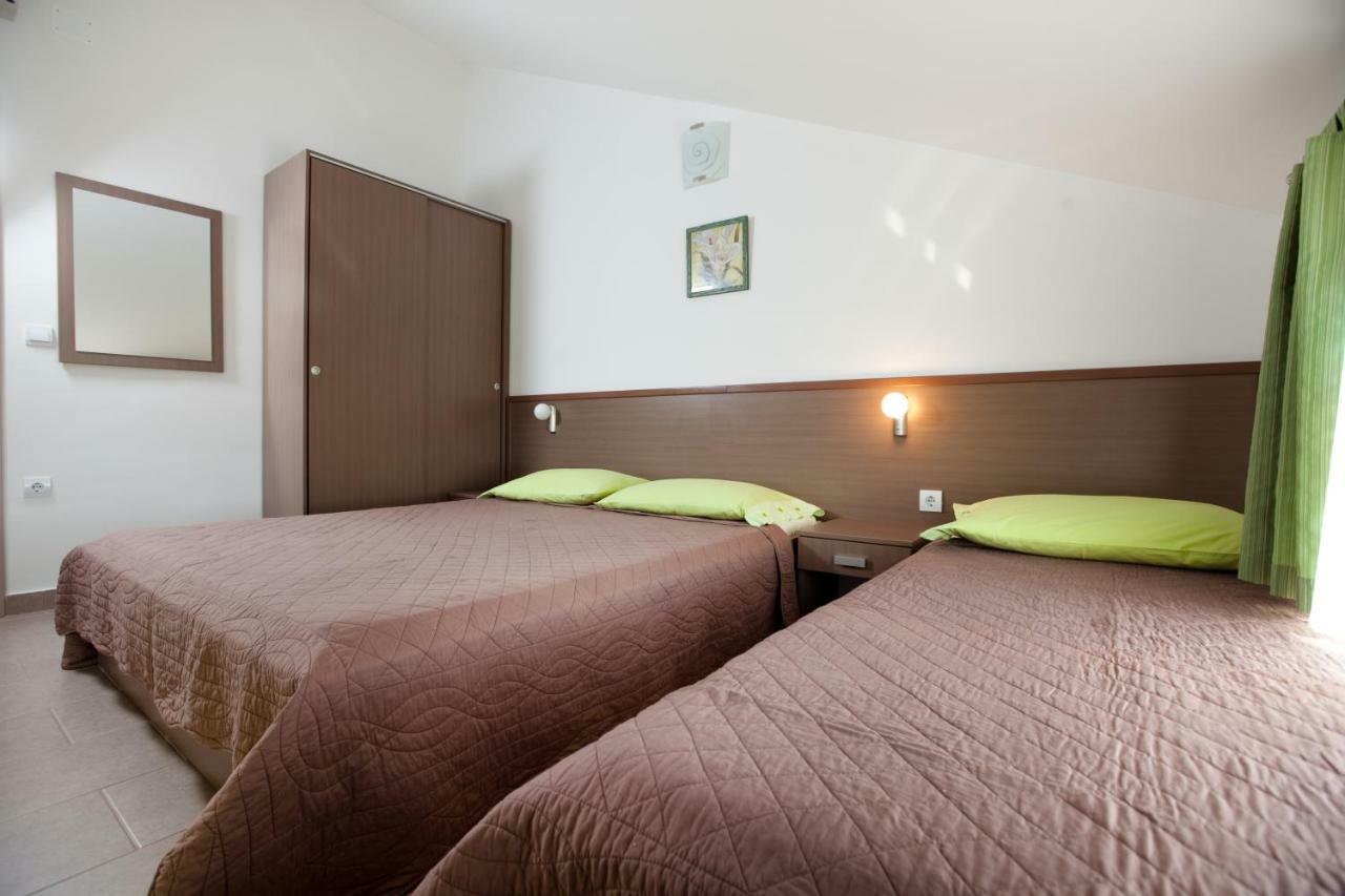 Apartments Smiljka II Tučepi Extérieur photo