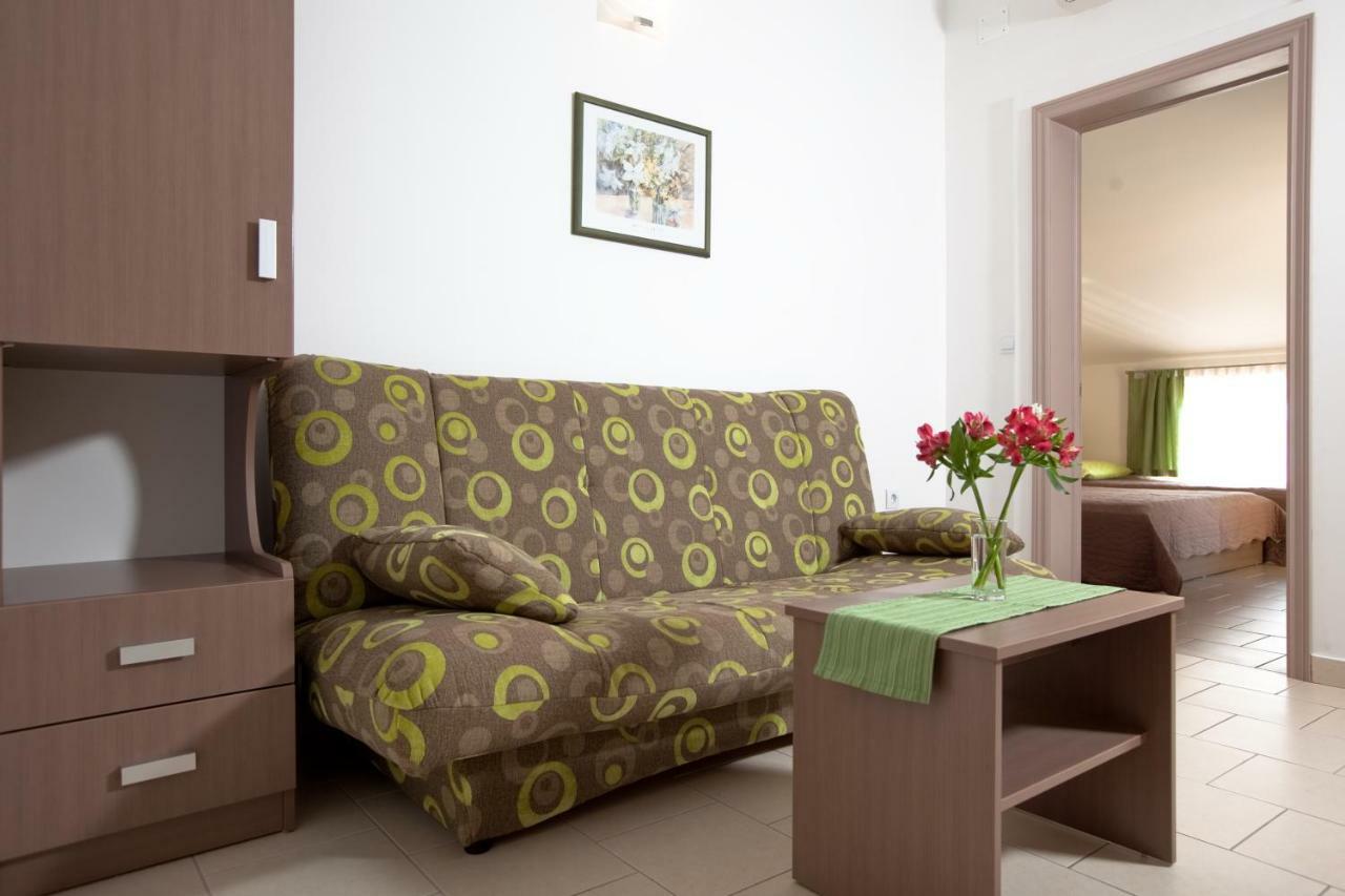 Apartments Smiljka II Tučepi Extérieur photo
